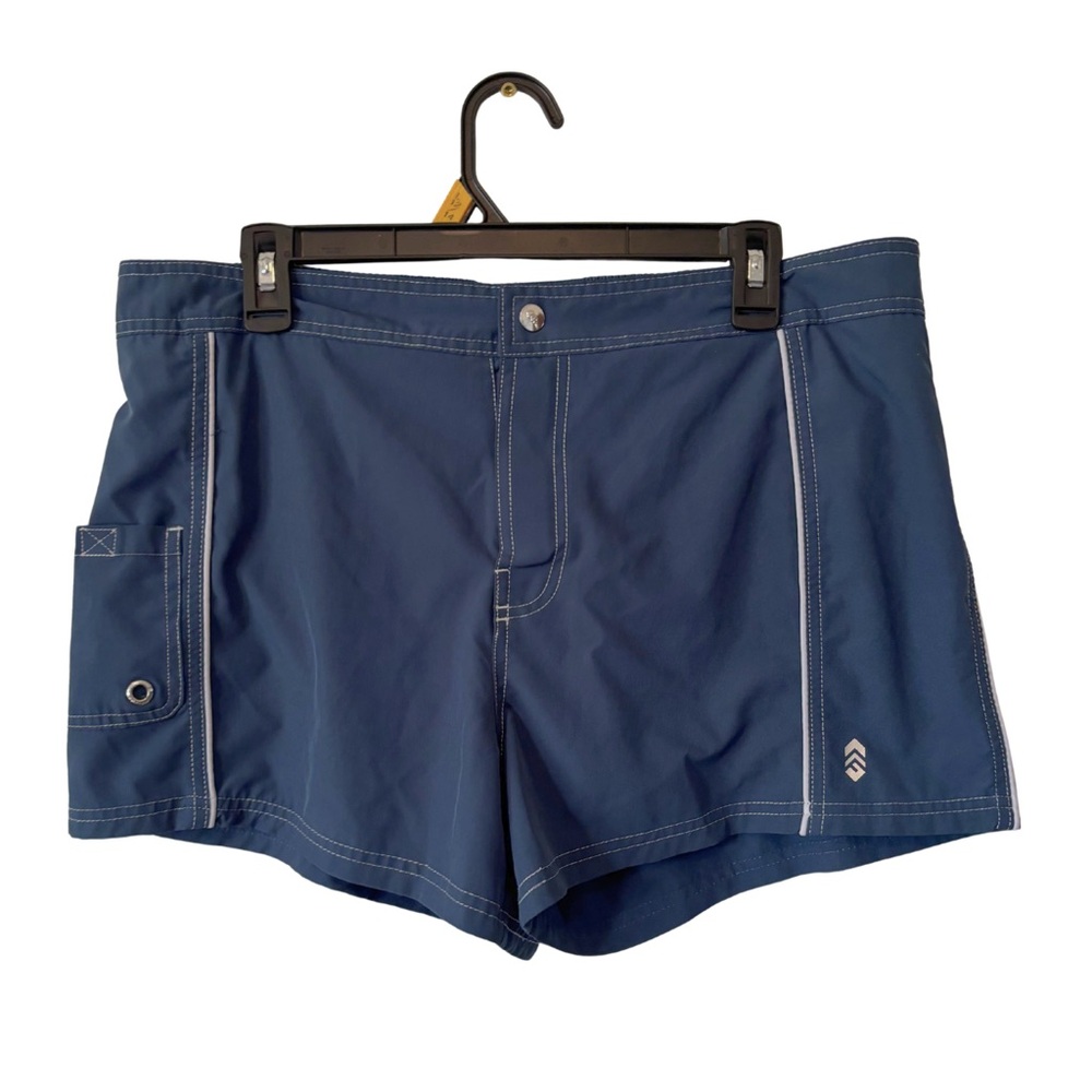 3/$20 Free Country Dark Blue Shorts - Picture 1 of 4